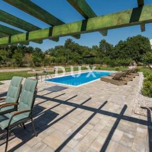 ISTRA, UMAG - Unikatna kamena vila u mirnom okruženju, svega 2km od mora