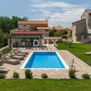 ISTRA, UMAG - Unikatna kamena vila u mirnom okruženju, svega 2km od mora