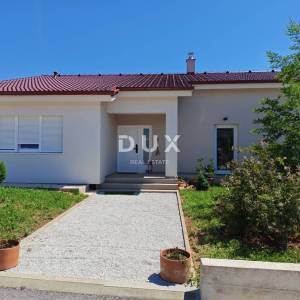 ISTRA, VIŠNJAN - Obiteljska kuća s bazenom