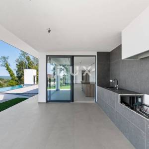ISTRA, VIŽINADA - Luksuzna vila sa infinity bazenom