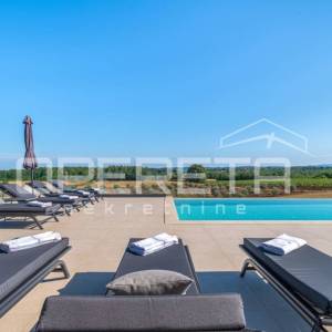 ISTRA, VIŽINADA - Moderna vila s bazenom, panoramskim pogledom i luksuznim inter