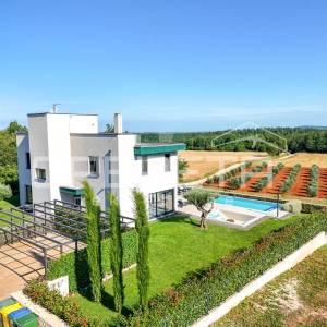 ISTRA, VIŽINADA - Moderna vila s bazenom, panoramskim pogledom i luksuznim inter