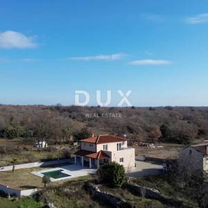 ISTRA, VODNJAN - Diskretna vila s maksimalnom privatnošću na TOP lokaciji do Fažane i Pule