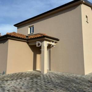 ISTRA, ŽMINJ - Nova mediteranska kuća s pogledom na vinograd u privatnom kompleksu!
