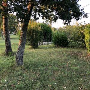 ISTRA,LABIN - Građevinsko zemljište na samo 3 kilometara od centra grada