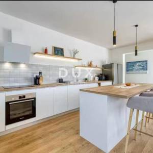 ISTRA,LABIN(OKOLICA) - Moderna novogradnja s bazenom