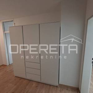 Iznajmljuje se potpuno adaptiran, uređen i namješten 3-soban stan 