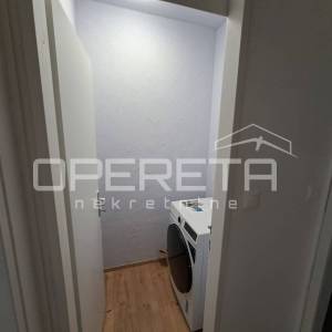 Iznajmljuje se potpuno adaptiran, uređen i namješten 3-soban stan 