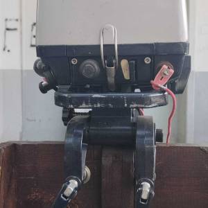 Izvanbrodski motor Tomos 4.8 KS – kratka osovina, hod naprijed- nazad