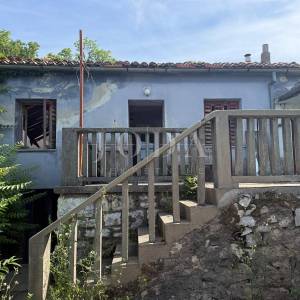 Jadranovo – kuća s pogledom na more za adaptaciju