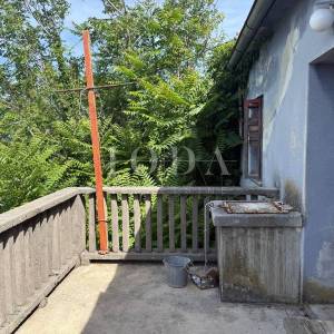 Jadranovo – kuća s pogledom na more za adaptaciju