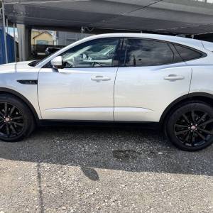 Jaguar E-Pace 2.0 D AWD S automatik. **85700** km