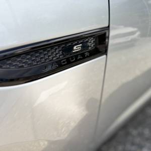 Jaguar E-Pace 2.0 D AWD S automatik. **85700** km