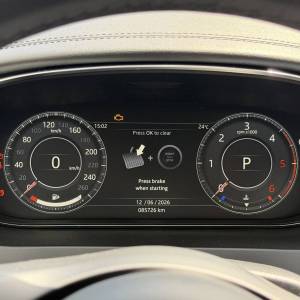 Jaguar E-Pace 2.0 D AWD S automatik. **85700** km