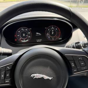 Jaguar E-Pace 2.0 D AWD S automatik. **85700** km