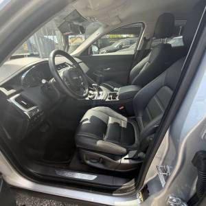 Jaguar E-Pace 2.0 D AWD S automatik. **85700** km