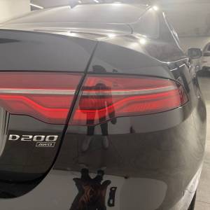 Jaguar XE R-DYNAMIC S 2.0D MHEV - 3 godine jamstva