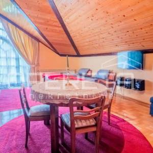Jedinstvena kurija u Zagorju s bazenom i spa zonom. Prodaja.