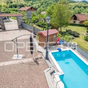 Jedinstvena kurija u Zagorju s bazenom i spa zonom. Prodaja.