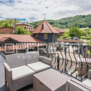 Jedinstvena kurija u Zagorju s bazenom i spa zonom. Prodaja.