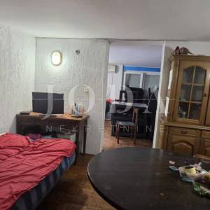 Kamenjak kod Crikvenice – Kuća s okućnicom i 2 parkirna mjesta | 3 km od mora