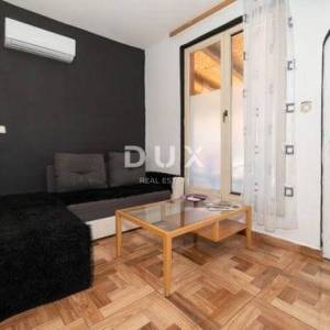 KARIN DONJI – Prostrana kuća s dva apartmana i konobom