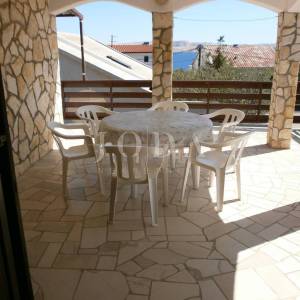 Karlobag – dvije kuće, idealno za turizam