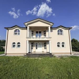 KASTAV, BRNČIĆI – luksuzna villa američkog stila na privatnoj parceli od 2000m2