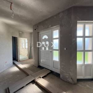 KASTAV, BRNČIĆI – luksuzna villa američkog stila na privatnoj parceli od 2000m2