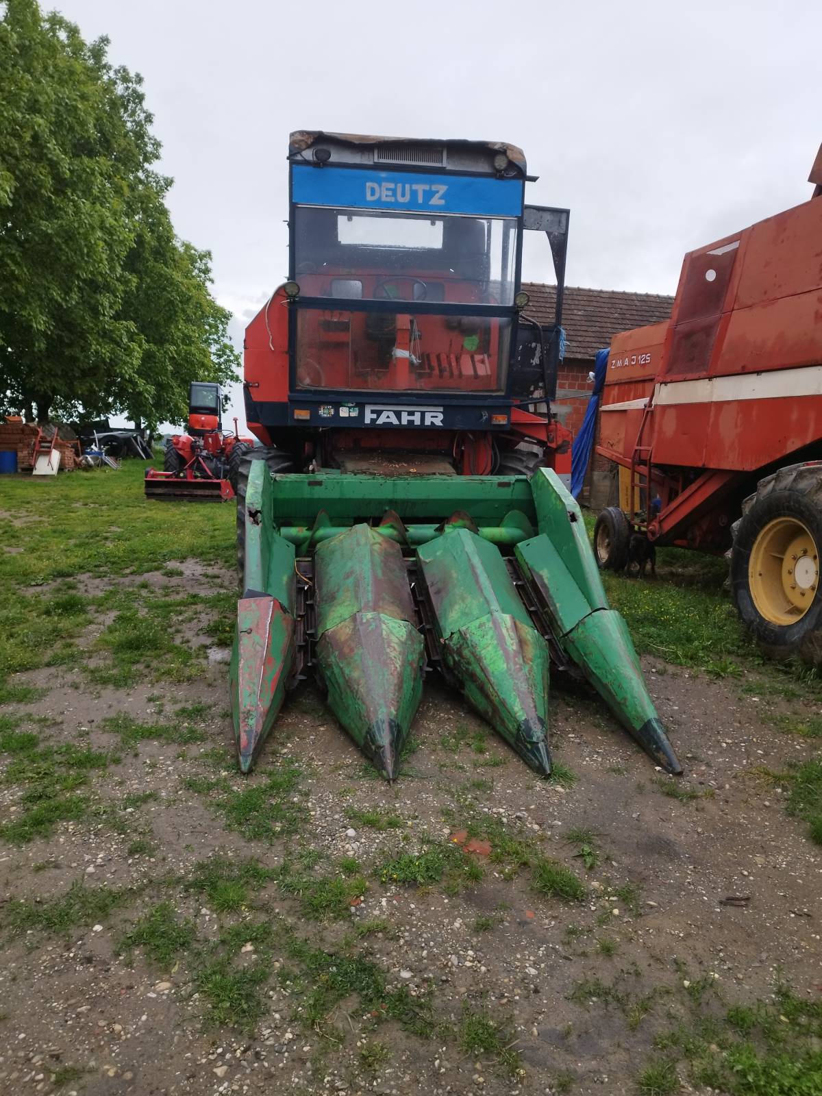 Kombajn  1002 dajc far