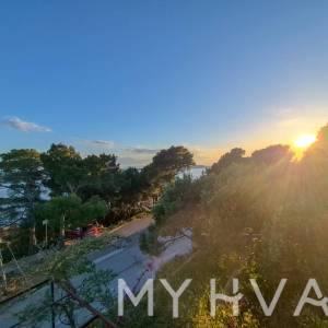 Kuća s pogledom na more i grad Hvar