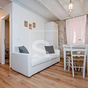 Kuća sa 3 apartmana u centru Rovinja
