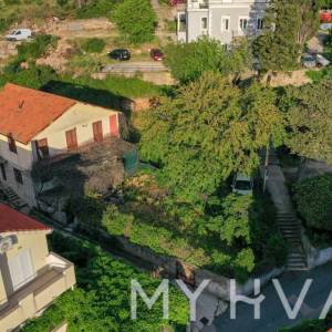 Kuća u blizini plaže u Jelsi