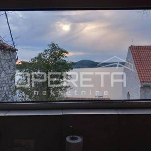 Kuća u centru s pogledom na more- Šibenik