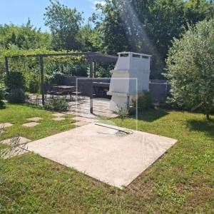 Kuća u nizu, 4sobna, dvorište, okolica Poreča