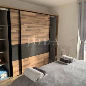 Labin, moderna Villa sa bazenom u blizini centra grada