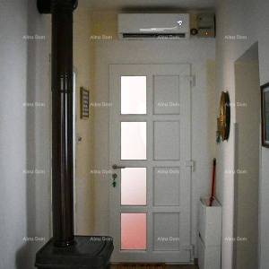 LABIN – TROSOBAN STAN S VRTOM U CENTRU GRADA – 57 m²
