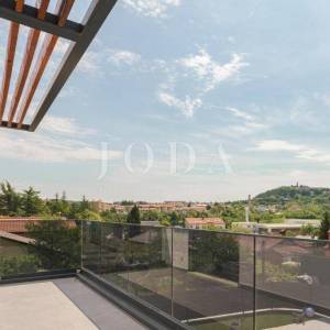 Labin, Villa sa bazenom na odličnoj lokaciji