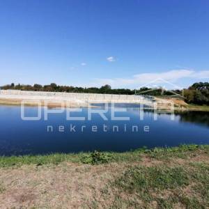 Lađarska, Sisak, 6.000,00 m2, 193.000,00 EUR