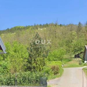 LIKA, OTOČAC, PROZOR - zemljište 11200m2 (4000m2 građevinsko + 7200m2 poljoprivredno) u blizini rijeke Gacke 
