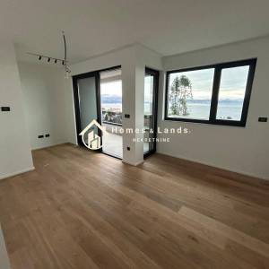Lovran,novi 3-stan 113m2(S1B) s vrtom,terasom,spremištem i 2 parkinga