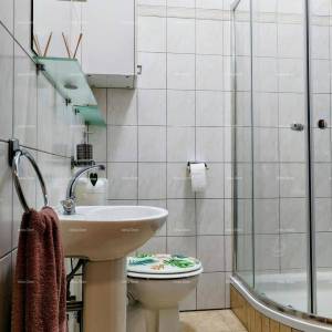 LOVREČICA, JEDNOSOBAN STAN S  TERASOM I PARKIRNIM MJESTOM