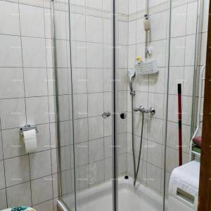 LOVREČICA, JEDNOSOBAN STAN S  TERASOM I PARKIRNIM MJESTOM