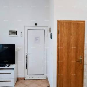 LOVREČICA, JEDNOSOBAN STAN S  TERASOM I PARKIRNIM MJESTOM