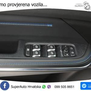 Lynk&Co 01 1.5TD PHEV Aut. 261 KS, ACC+LED+360+GR SJED+PANO+ASIST