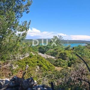 MALI LOŠINJ - Vikend zemljište - 300 m OD MORA!!
