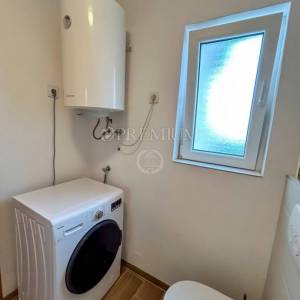 Malinska, namješten apartman na prodaju!