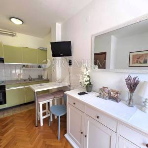 Malinska, prodaja apartmana s pogledom na more! 