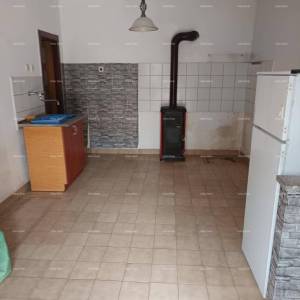 MARČANA – Prizemnica s okućnicom u mirnom okruženju