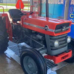Massey Ferguson 133